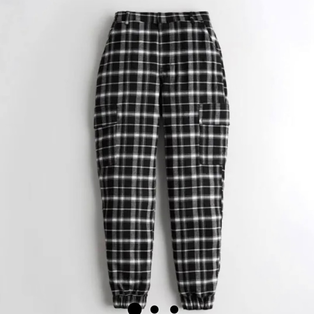 Hollister Ultra High-Rise Plaid Joggers